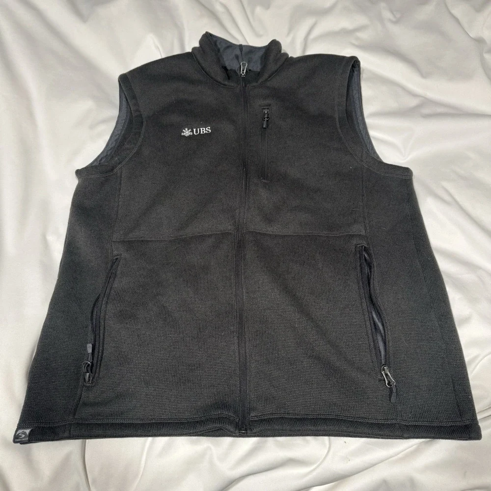 UBS Investment Banking Storm Creek Gray Vest Men's Size Large